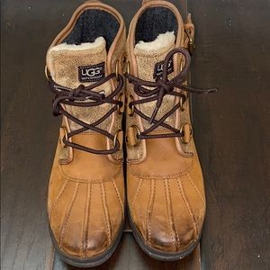 UGG Cecile Duck Boots
